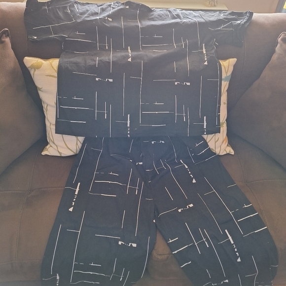 Summer outfit - Picture 1 of 1